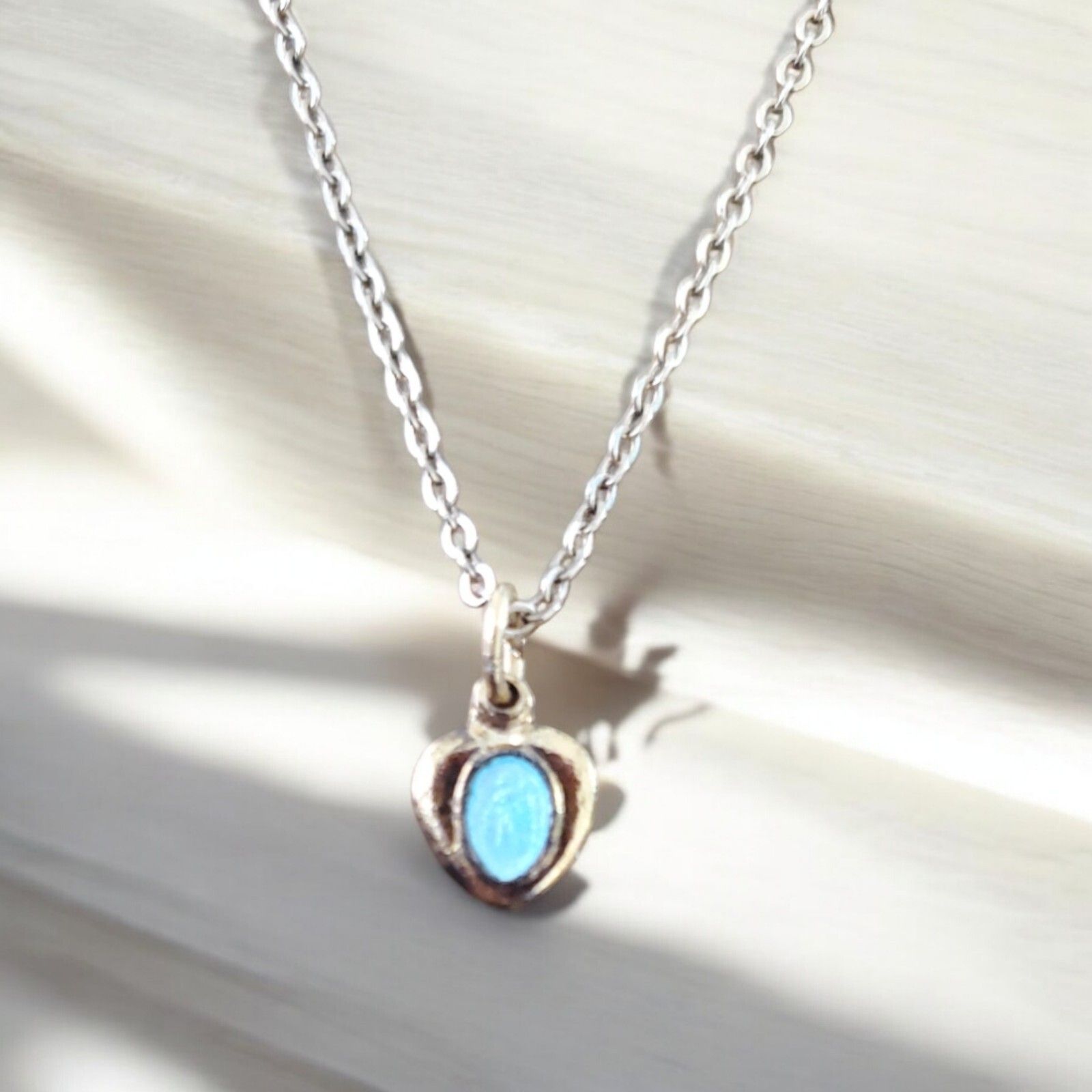 Vintage Krementz Necklace Tiny Heart Pendant Gold Tone Marked 18